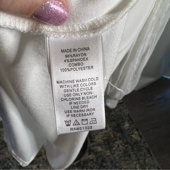 1. State White Long Sleeve Blouse - Picture 6 of 6